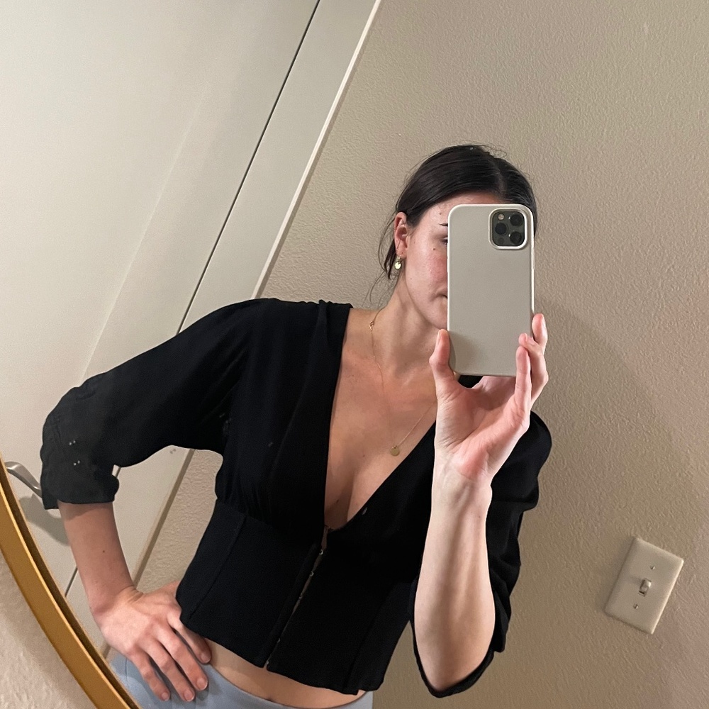 Flynn Skye top